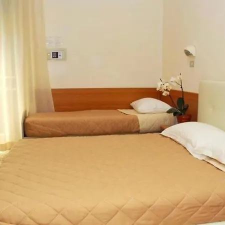 Columbia 3* Milano Marittima